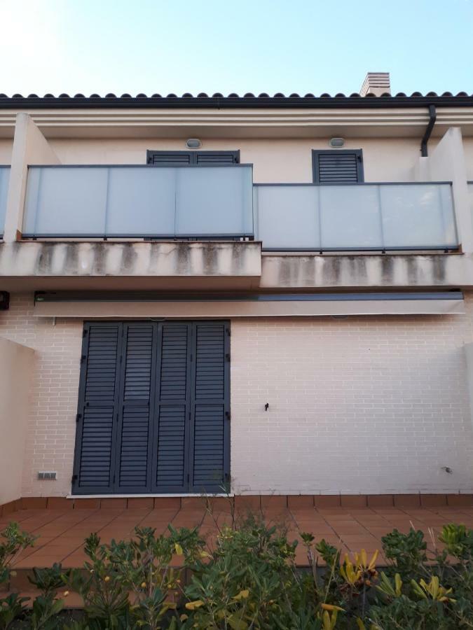 Chalet adosado 3 dormitorios Sant Jordi Exterior foto