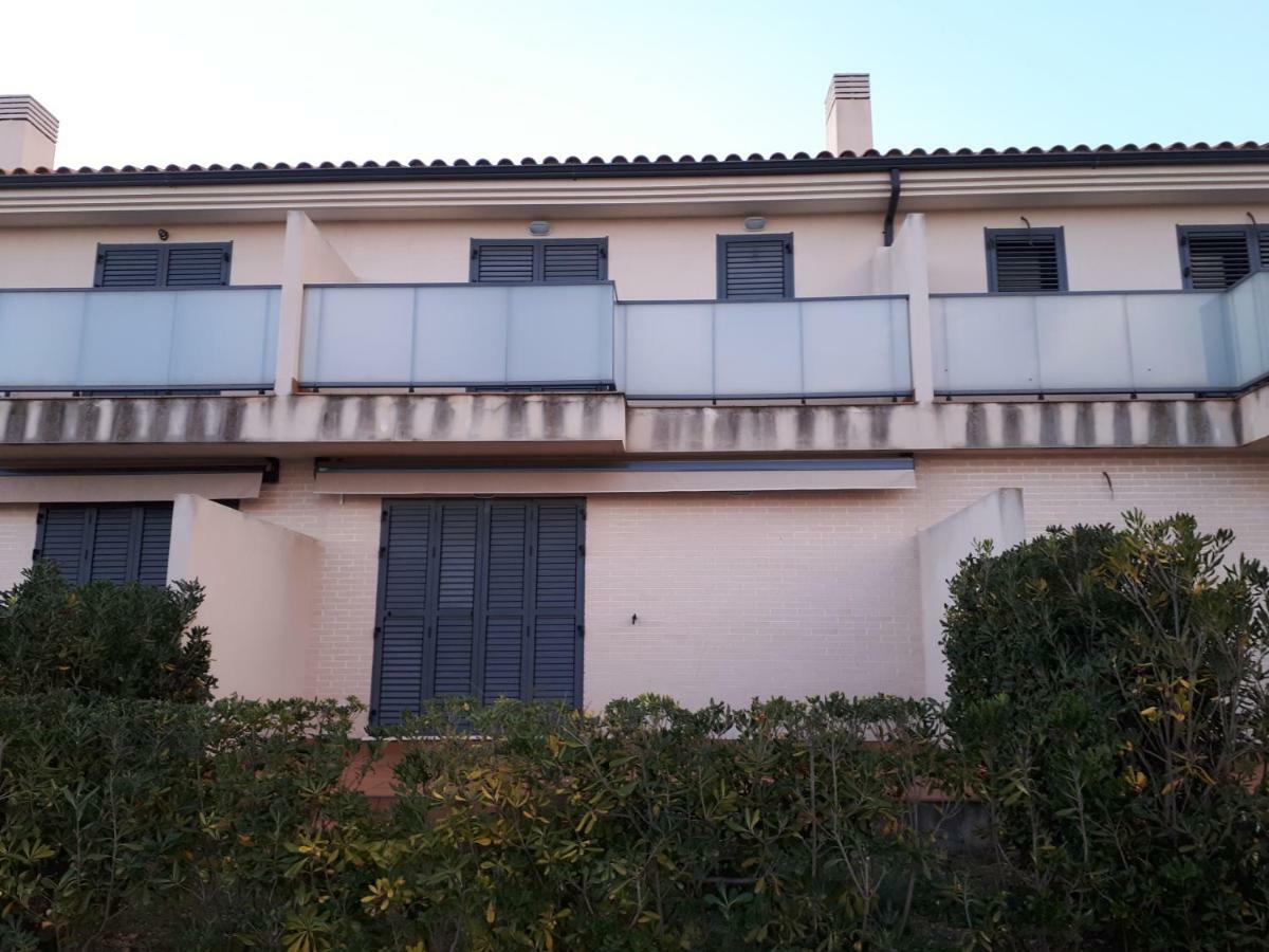 Chalet adosado 3 dormitorios Sant Jordi Exterior foto